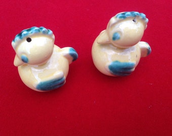 Vintage duck or chick salt and pepper shakers