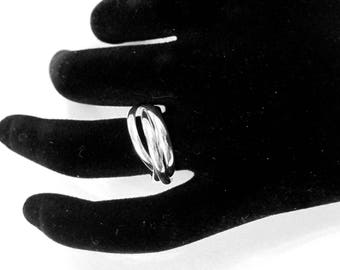 Size 5 sterling silver triple ring-last one!