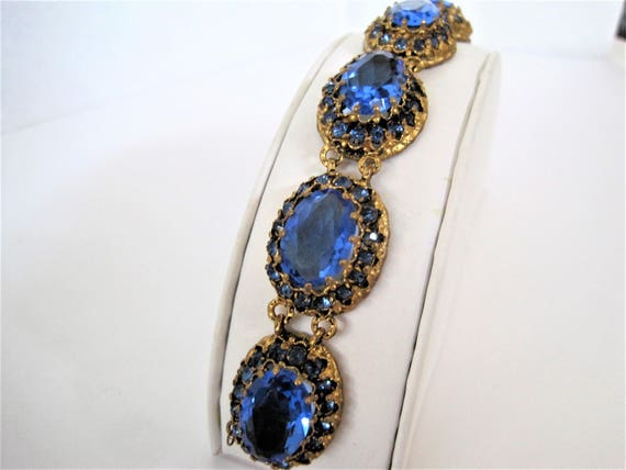 Blue Glass Cabachon Bracelet, Faceted Large Stones, Gold Links, Prong Set Rhinestones, 40's Bracelet