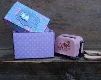 Dollhouse miniature toaster in pastel pink in 1" or 1:12 scale