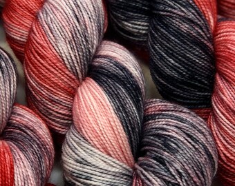 Hand dyed sock yarn, superwash merino & nylon, 400 yds / 100 grams. Great for knitting, crocheting, weaving