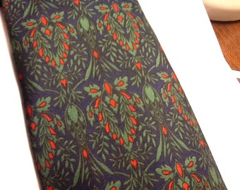 Vintage SMITHSONIAN INSTITUTE Tie Silk Tie Italy Smithsonian Institution Tie Blue Green Red