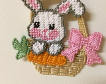 Easter Bunny in a Basket magnet plastic canvas