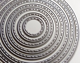 Stitched Round Circle Dies 8pc Nested / Round Stitched Circle Dies 8pc Nested