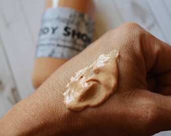 Luxurious Bronzing Almond Biscotti Body Cream