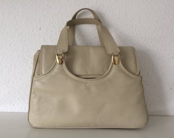 SALE: calvleatherhandbag, vintage, BEST Condition, pearlwhite