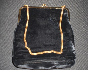 Vintage Ingber Black Velvet 1940s to 1950s Purse Brass Evening Bag Kiss Lock Gold Chain Handle