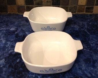 Vintage Corning ware 1 & 1.5 qt Cornflower blue pans