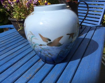 Sylvac Hand Painted Vase Ducks in Flight