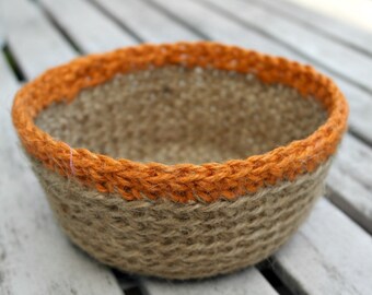 SALE Crocheted Jute Bowl, Plant Pot Holder, Hostess Gift, Crochet Storage Basket, Natural Jute Basket, Jute Twine Bowl - Orange Rim