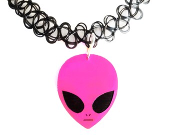 Pink Alien Choker - Black tattoo Choker - 90's Choker - Grunge Choker - Pink Alien Necklace - Pastel Goth