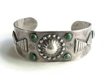 Fred Harvey Era Navajo Green Turquoise Thunderbird Cuff Bracelet Hallmarked Sterling