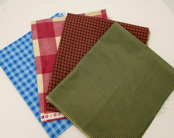 Gingham check cotton fabric, 4 prints of different sizes and colors of gingham print remnants, cotton quilting fabrics, Christmas crafts