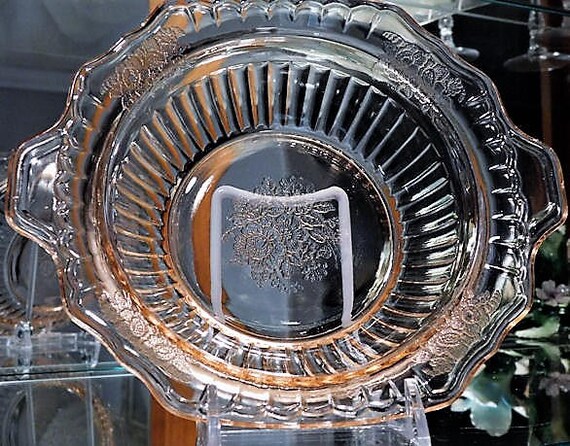 Pink Depression Glass / Mayfair / Open Rose / Vegetable Bowl
