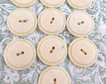 10 Shabby Vintage Creamy Tan Buttons 1 1/8 Inch for Sewing Crafts Scrapbooking Cardmaking Jewelry
