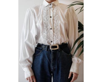 80s shirt with embroidery and puffy shoulders / butterfly sleeves
