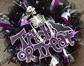 Skeleton Halloween Wreath