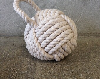 Rope Knot Door Stop (ZG9BXB)