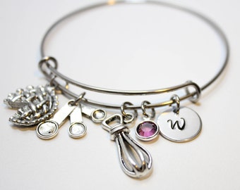 baker bracelet, baker theme bracelet, personalized baker bracelet, baker theme gift, gift for baker, baker charm bracelet, baker bangle