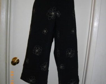 Black White Versailles Medium M 10 Capri Trousers Embroidery Cropped Casual Pants