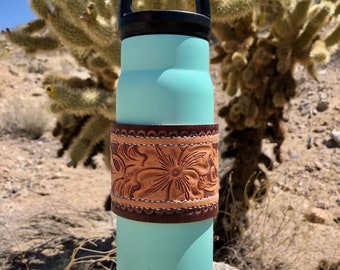 Turquiose water canteen and wrap