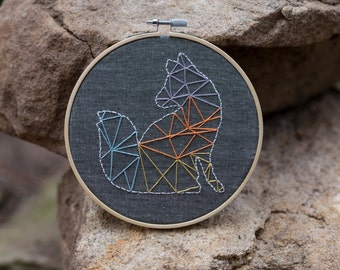 Embroidery Hoop Art - Geometric wall art - Mothers day gift - Hand embroidery - Modern Wall art - Hand embroidery - Minimalist art.