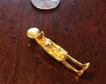 MMA Egyptian Revival Gold Sobek the Crocodile God Pendant - 1976 Metropolitan Museum Art Treasures Tutankhamun - Lord of the Waters