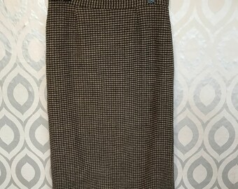 Vintage wool tweed skirt size 12