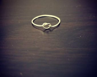 Silver knot ring, size 8