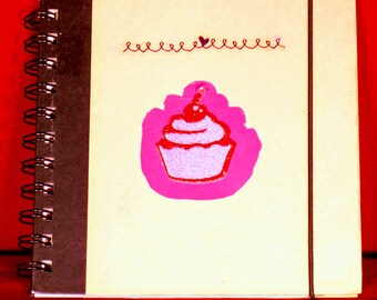 Cutest Cupcake Notebook & Pen Set