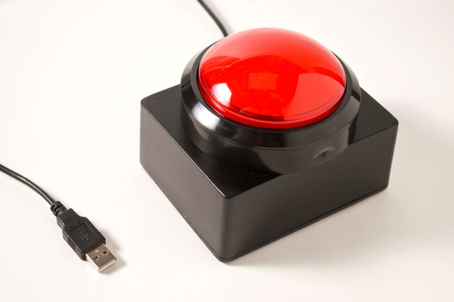 Кнопка пуск красная. Красная кнопка. Большая кнопка. Необычные кнопки. Выключатель (красный).