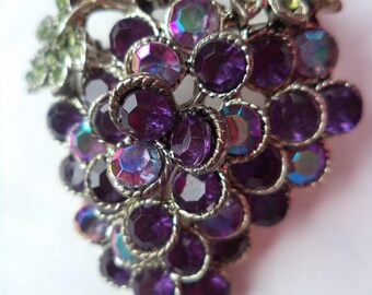 Vintage Unsigned Silvertone/AB Stones and Purple Rhinestone Bunch of Grapes Brooch/Pin 1980s