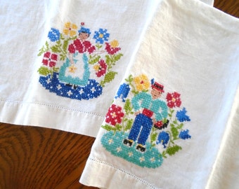 In The Flower Garden Towels / Mr and Mrs / Tea Towels / Man And Woman / The Garden / Cotton Towels / Dish Towels / Kitchen Towels