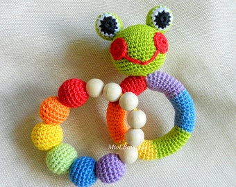 Baby rattle SET of 2 Crochet Baby toy Rainbow Grasping and Teething Toys Frog Stuffed toys Gift for baby Girls Boys