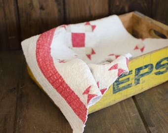 Photo Prop Vintage Quilt Layer / Mini Blanket - Newborn / Toddler Photography Prop Layer, Basket Stuffer quilt top quilt topper quilt piece