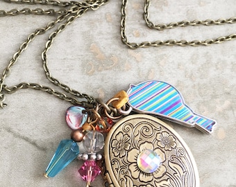 CN01 CHARMED NECKLACE