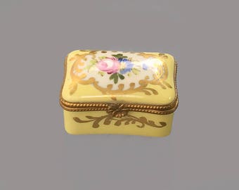 Limoges Porcelain Trinket box; Vintage French Porcelain pill box; Yellow Trinket box; Gift idea; Gift for her; Box with domed lid