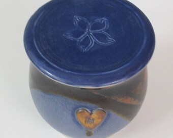 Honey jar / jar with letter "H" / pottery / handmade / storage jar / ceramic jar / small jar / jar with lid / urn / ready to ship