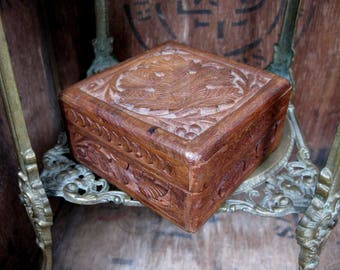 Wooden Box, Wood Box, Vintage Wood Box, Square Box, Wood Jewelry Box, Wood Trinket Box, Keepsake Box, Hand Carved, Carved Box, Gift Box