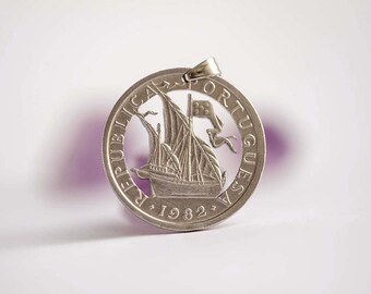 Portugal Cut Coin Necklace. 5 Escudos, 1982. Caravel