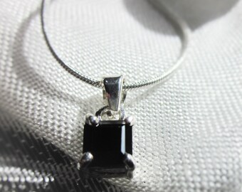 Wonderful, Square, Black Onyx Gemstone, Silver Pendant Necklace