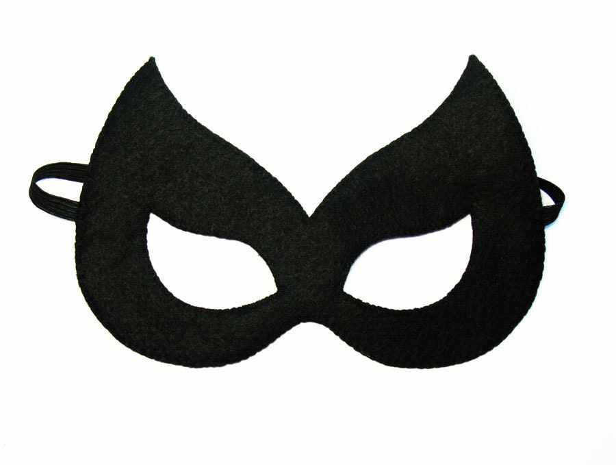 Как сделать из картона маску для квадробики. Маска Catwoman. Маска супергероя черная. Маска кошки. Маска супергероя кошка.