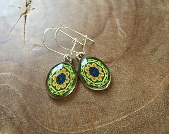 Mandala dangeling earrings: green, blue, yellow and red. Oval.