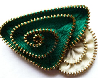 Green and Ecru Geometric Flower Floral Brooch / Zipper Pin with Brass Teeth by ZipPinning -2682