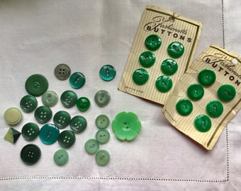 36 Vintage green assorted buttons, some sets, 12 on original cards, job lot