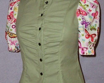 Fitted with short sleeves and Mandarin collar women blouse
