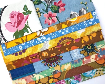 Vintage Fabric, Scrap Pack - Flower Designs 50s, 60s, 70s Flowers