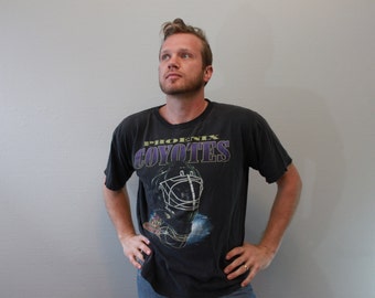 Vintage 90s Phoenix Coyotes Hockey Tee Shirt
