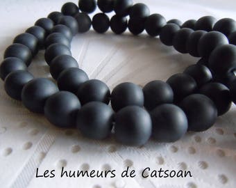 Glossy black 10mm glass beads