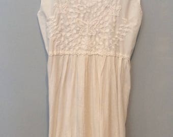 1980s White Dress with Cotton Embroidery